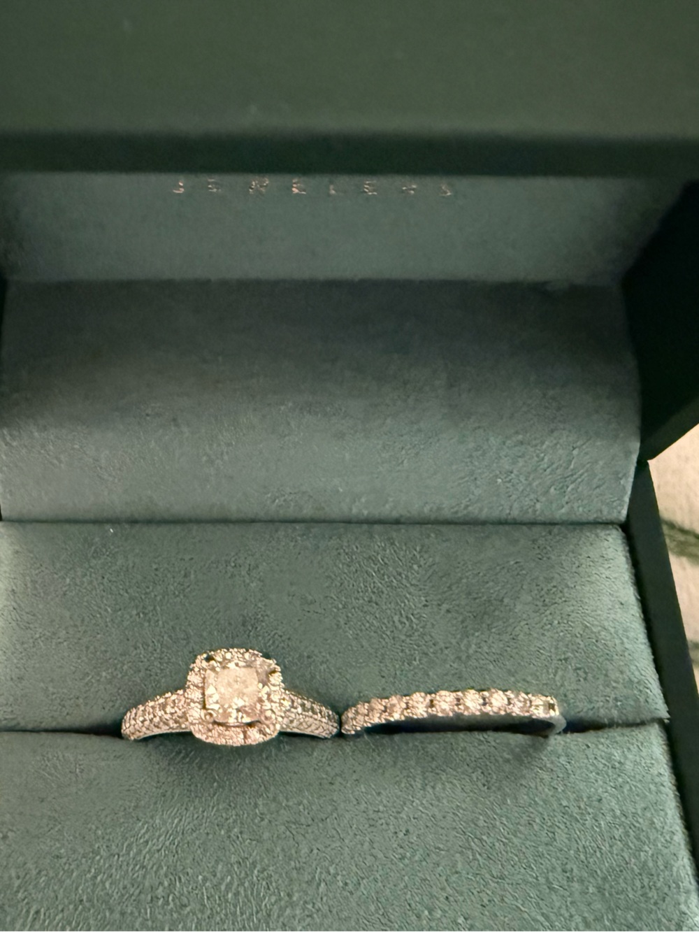 Diamond Wedding Ring Set - Picture 2 of 11